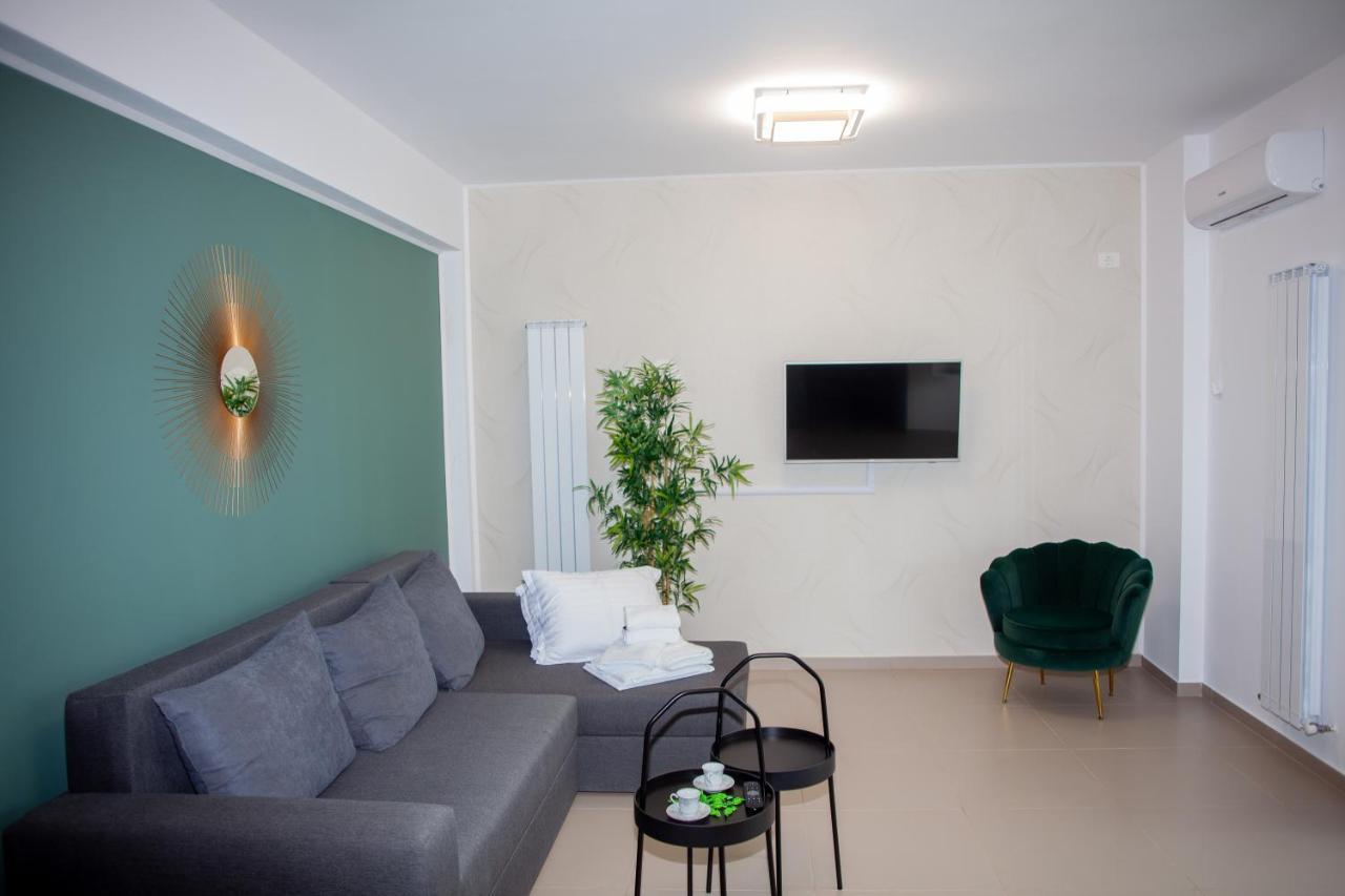 Green Apartament Near The Beach Năvodari Exterior foto